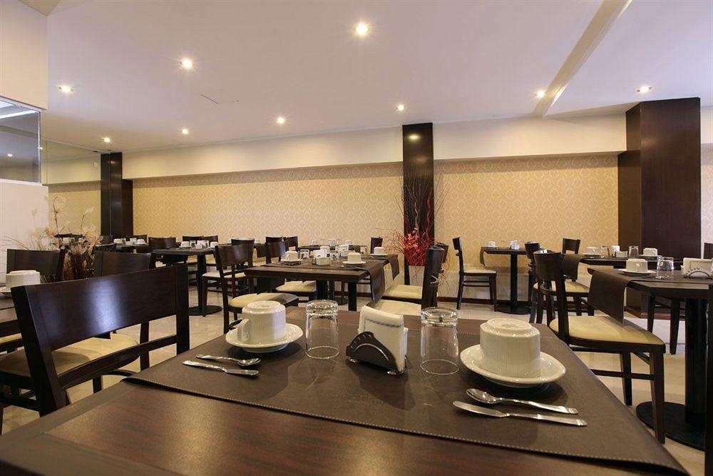 Europlaza Hotel & Suites Buenos Aires Exteriör bild